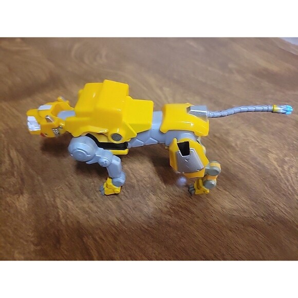 Playmates Voltron Legendary Defender Combiner YELLOW LION 2017 Action Figure 6" - Picture 5 of 7